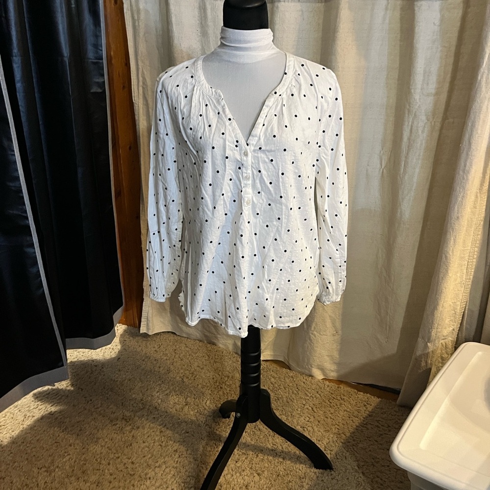 Old Navy White and Black Polka Dot Blouse